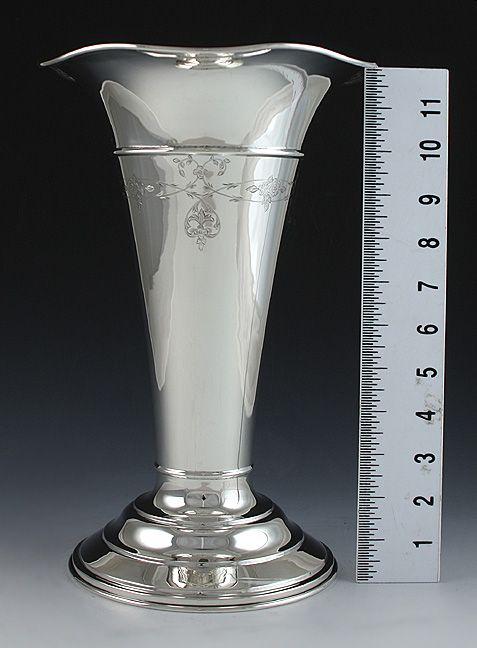 LARGE STERLING SILVER TRUMPET VASE MERIDEN BRITANNIA  