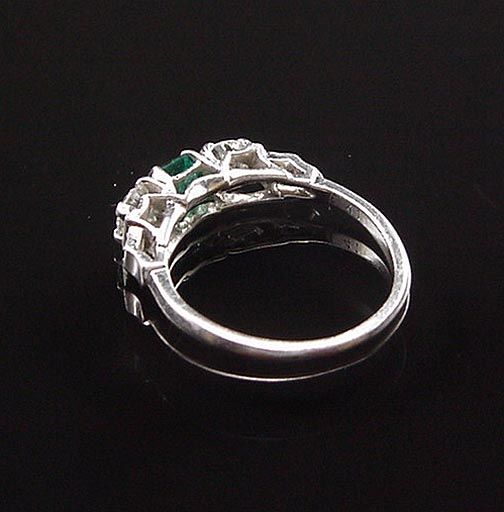 FANTASTIC ANTIQUE DECO PLATINUM NATURAL EMERALD VS G DIAMOND RING W 