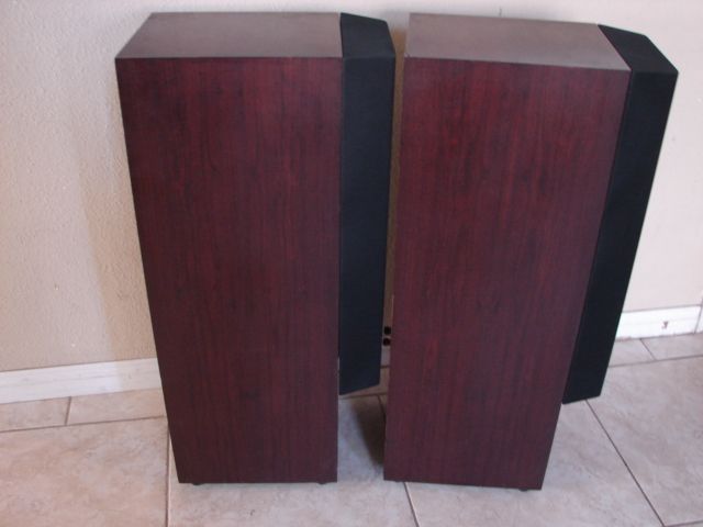 BEAUTIFUL PAIR OF KEF 104/2 FLOOR SPEAKERS  