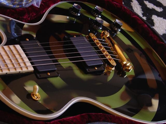 MINT GIBSON LES PAUL CUSTOM ZAKK WYLDE BULLSEYE CAMO  