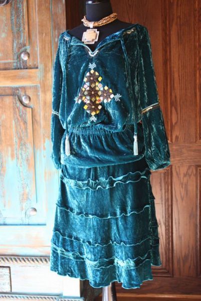 SALE DOUBLE D RANCH GORGEOUS TEAL VELVET GYPSET SKIRT S  