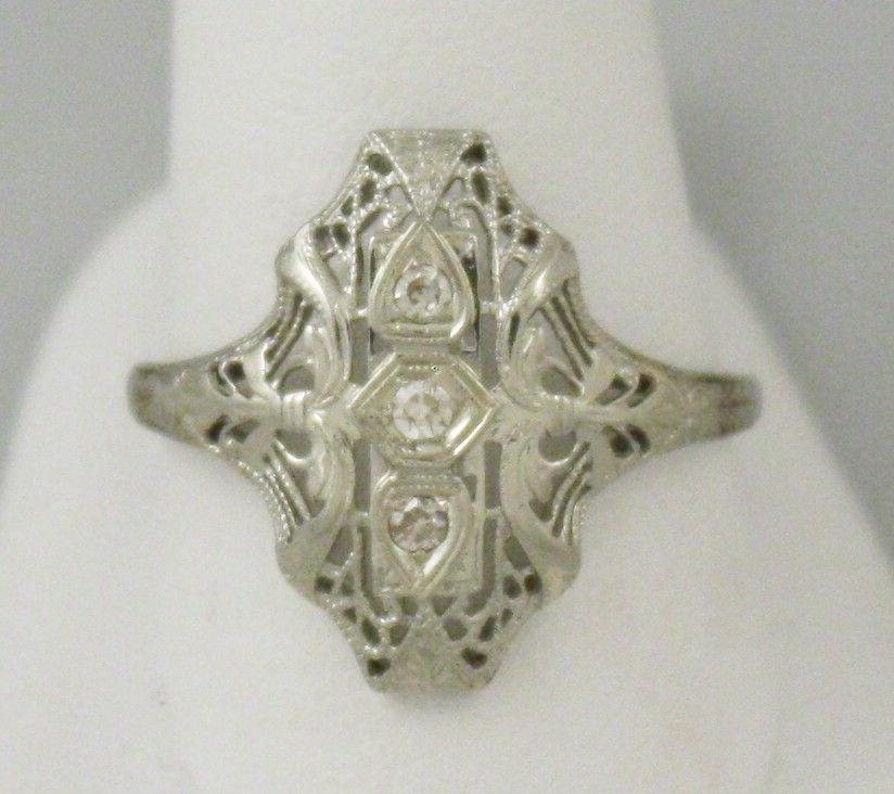 130 1482 White Gold 14K Art Deco Diamond Filigree Ring  