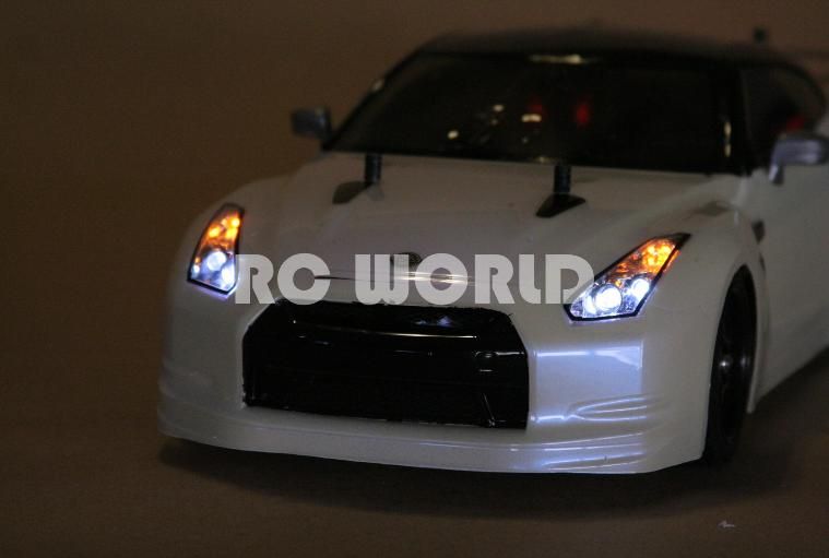 TAMIYA 1/10 RC NISSAN GTR GT R SKYLINE TT01 RTR *NEW*  