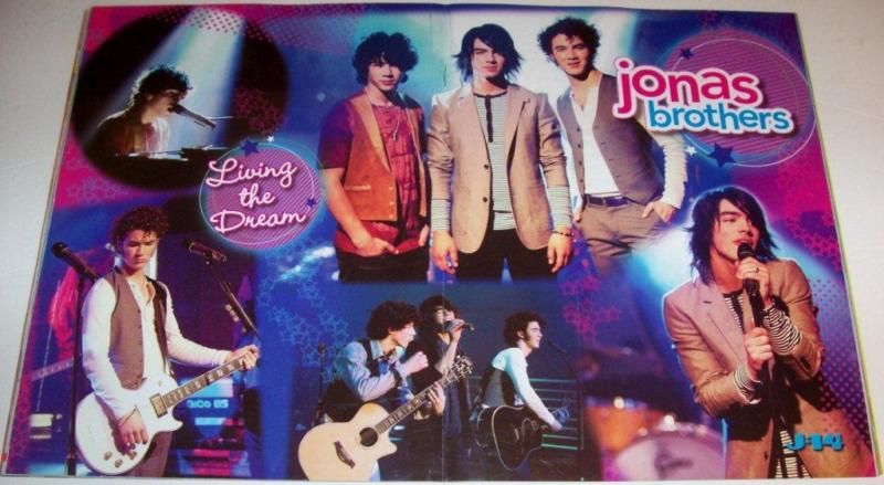 NICK   KEVIN   JOE JONAS BROTHERS   POSTER   CENTERFOLD  