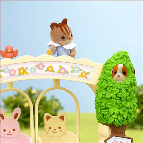 SYLVANIAN FAMILY NURSERY SCHOOL PLAYGROUND SWING SET  