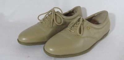 Womens easy spirit anti gravity Tan Leather Oxford Shoes size 5.5B 