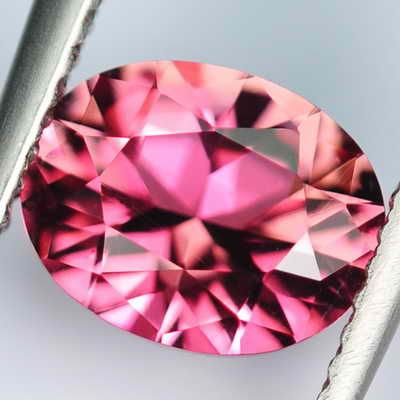 MASTER CUT   HOT PINK NAMIBIAN TOURMALINE   1.45ct  