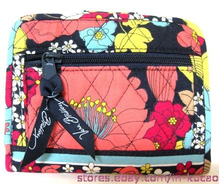 Vera Bradley Snappy Wallet in Happy Snails  