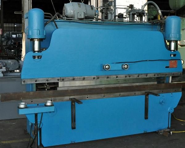 PACIFIC 70 TON HYDRAULIC PRESS BRAKE   10 x 12 GAUGE MILD STEEL 