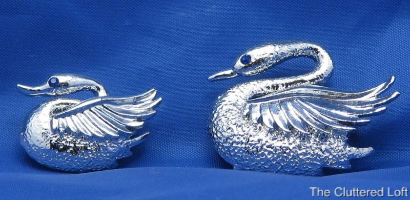 Vintage SWANS Scatter Pins w Rhinestone Eyes GERRYS  