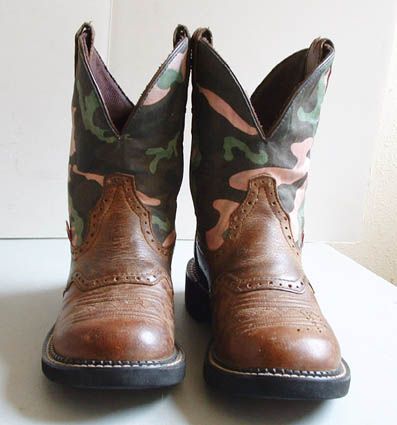   Cowboy Boots Justin Gypsy Ropers   Camoulfage Shafts   6 B  