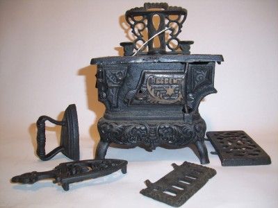   Crescent Toy Stove Old Cast Iron Salesman Sample Vtg Miniature  