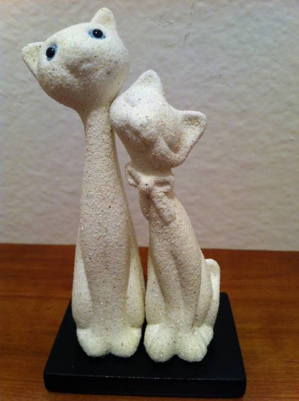 HANDMADE KITTIES FIGURINE EAMES ERA DESING NEW  