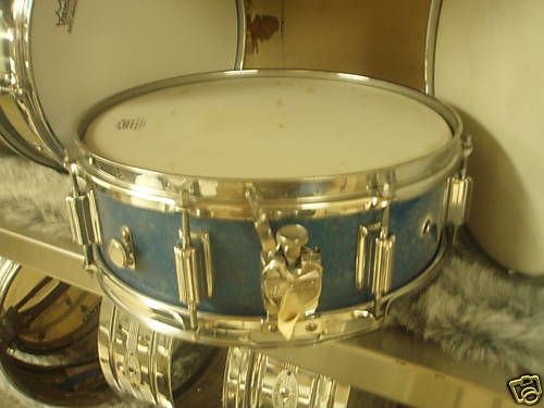 ROGERS BLU SPARKLE WOOD POWERTONE SNARE 60s  