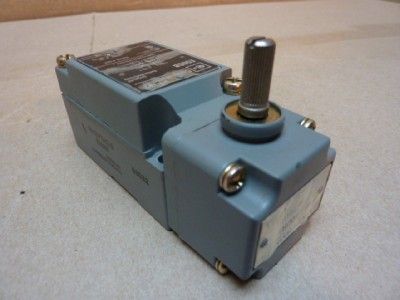 Cutler Hammer Limit Switch E50SB #29262  