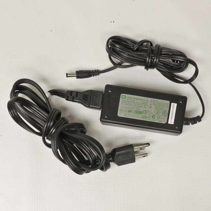 IBM Lenovo USB AC Adapter +5V 3A JTA0410G B   Tested  