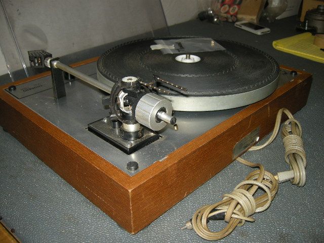 VINTAGE THORENS TD 165 TURNTABLE  