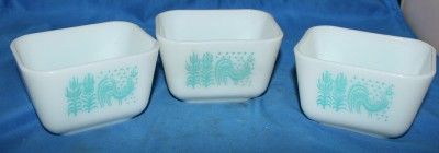 Pyrex Stacking Refrigerator Dishes Amish Butterprint 3  