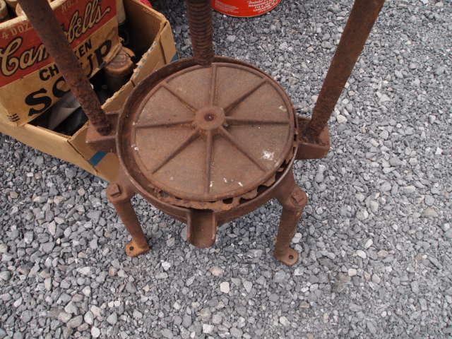 Antique Cast Iron Cider Wine Press Rusty Relic Plant Stand End Table 