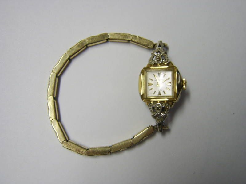 Vintage Ladies Helbros Watch/Band 1/20 10kt G.G. Shells  