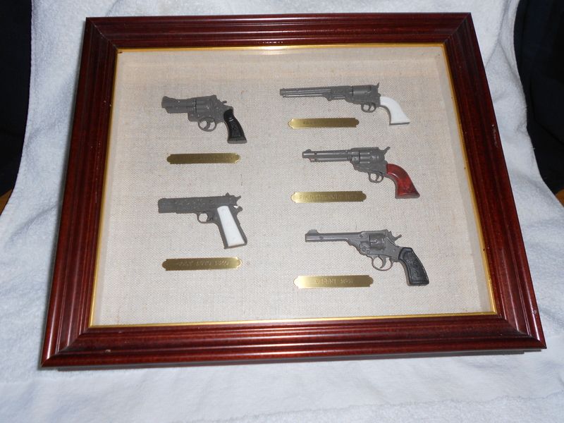   VINTAGE MINIATURE GUN COLLECTION FRAMED AND LABELED 1960S COLLECTIBLE