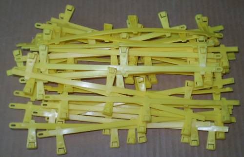 ARTIN LOT 24 FENCES SLOT CAR TRACK 1/43 AND HO  