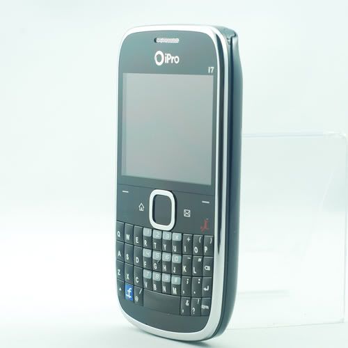   GSM QuadBand Dual Sim TV Cell Phone aT&T T Mobile I7 iPro  