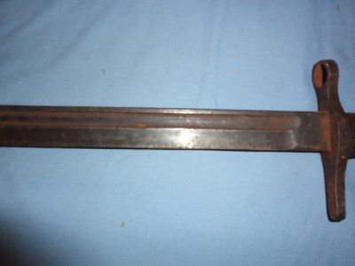 LOT # 28 VINTAGE COLLECTIBLE MILITARY BAYONET  