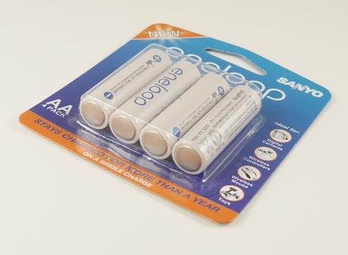 SANYO Eneloop 4x AA Rechargeable Batteries Pack Ni MH Battery 1900mAh 